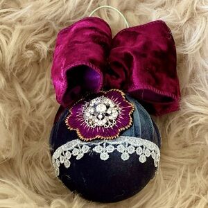 Handmade Velvet Christmas Ornaments, with Rhinestones. Color can made to order.